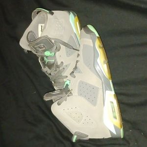 Jordan 6s "green glow"